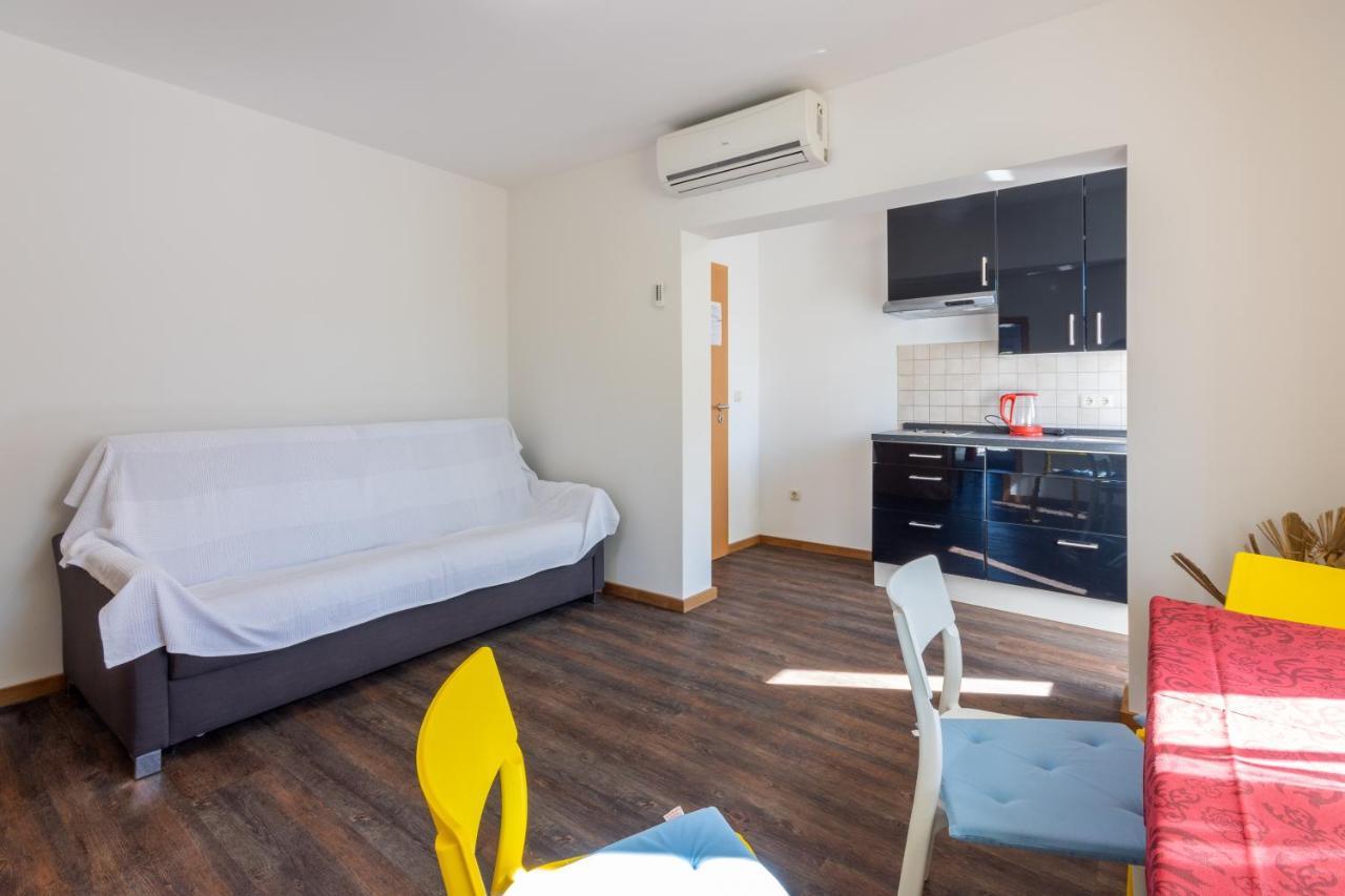 Rimac Apartment And Rooms Novi Vinodolski Kültér fotó