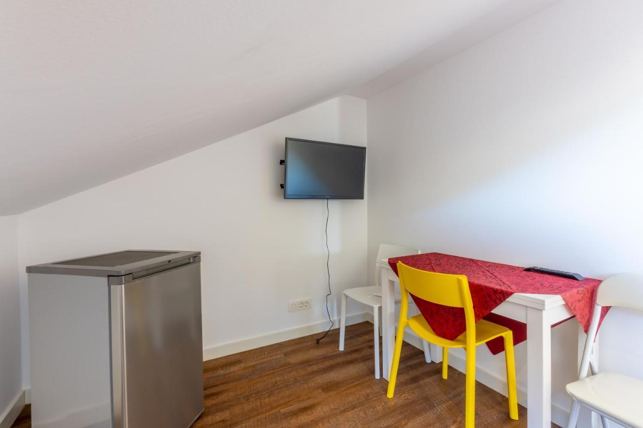 Rimac Apartment And Rooms Novi Vinodolski Kültér fotó